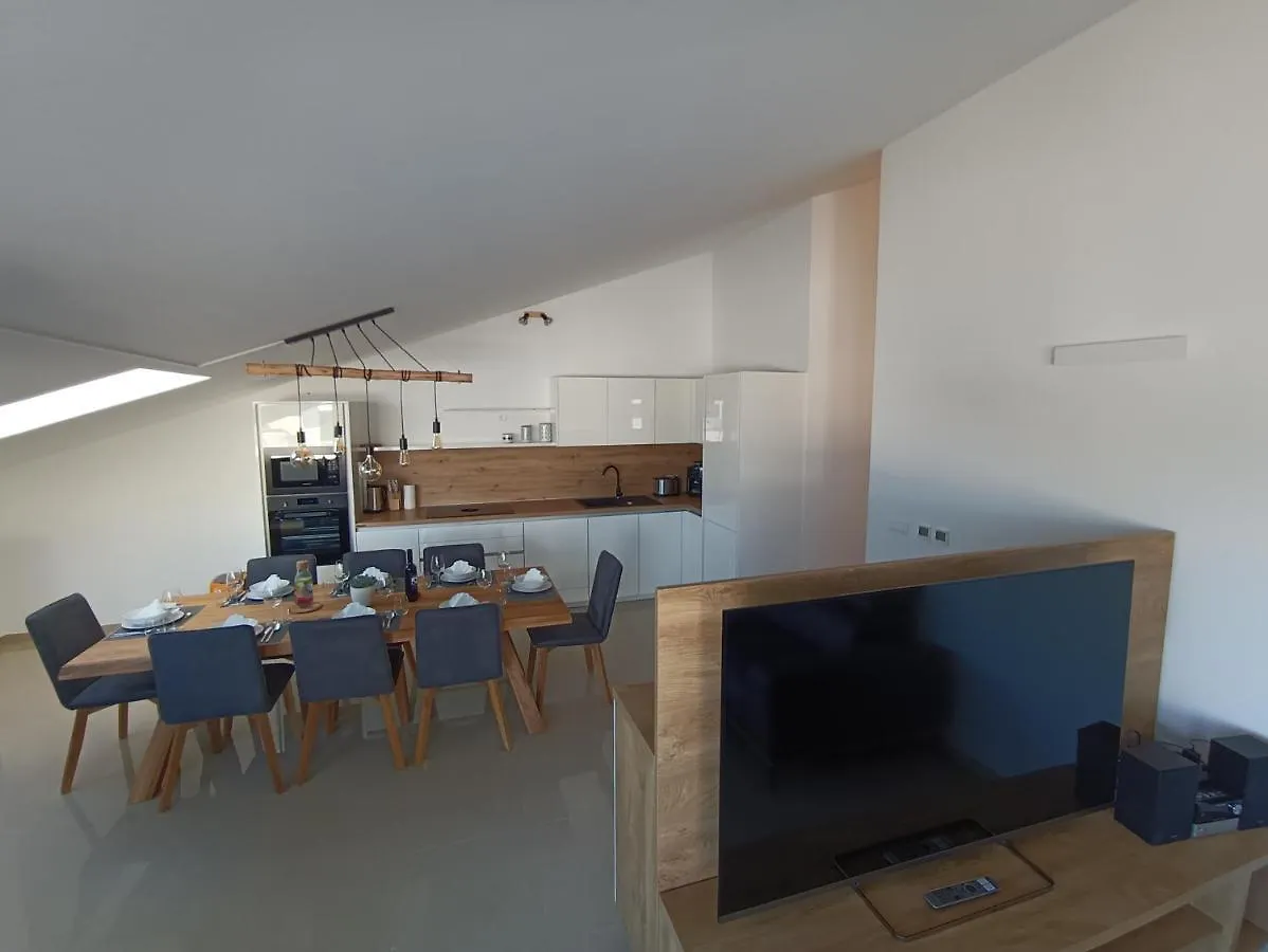 メドゥリンPenthouse Sunsetアパートメント クロアチア